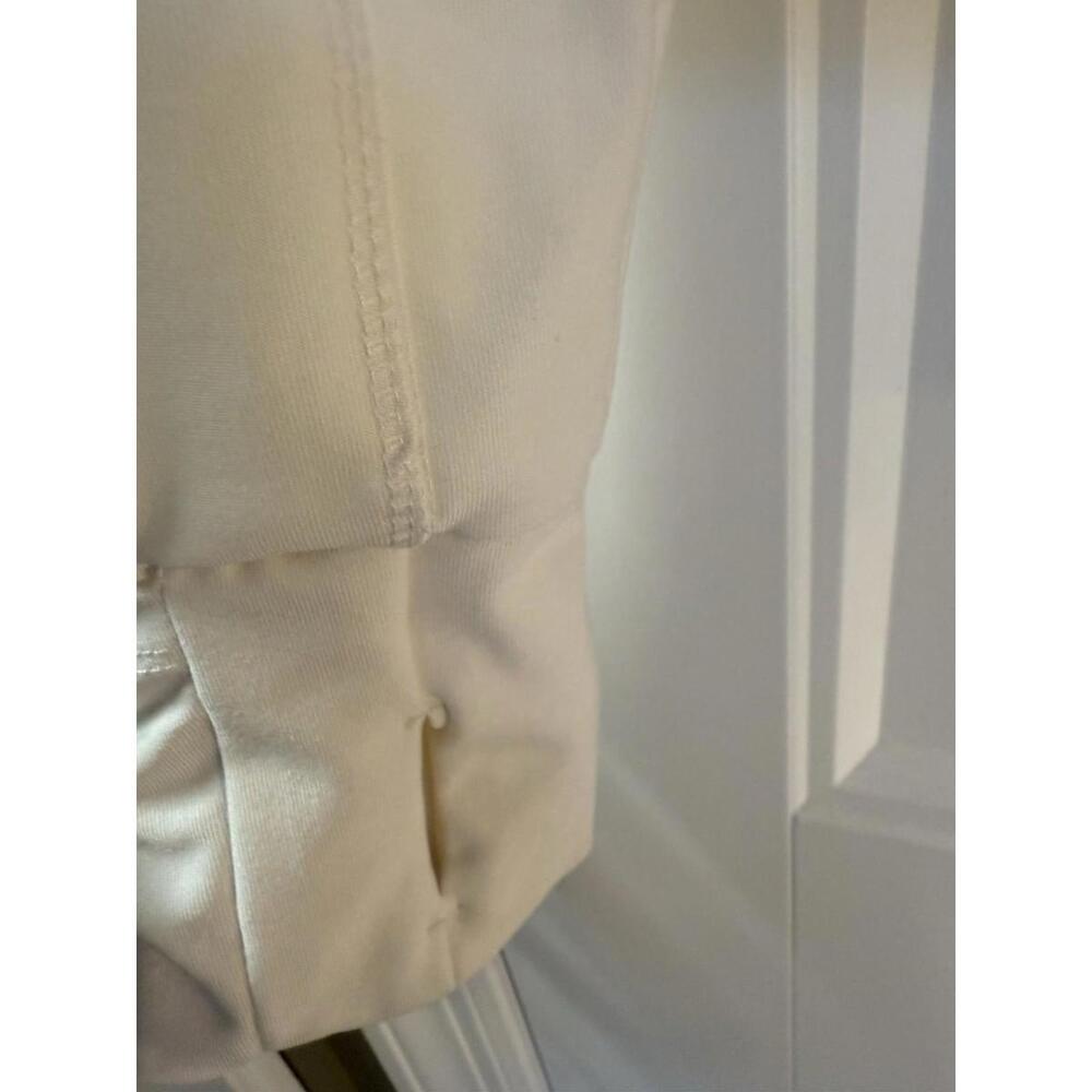 Mondetta Activewear Jacket White Cream Measures Women’s Large Asymmetrical - Picture 6 of 9